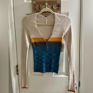 Retro style NEW WITH TAGS FREE PEOPLE SWEATER !